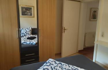 Siegen Work and stay 2 Betten Badezimmer Küche Waschmaschine Wohnzimmer - Foto 13