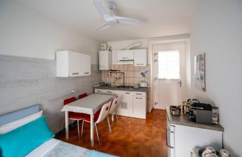 alloggio "La Torretta"self H24 di Silvana e Valter - Photo 11