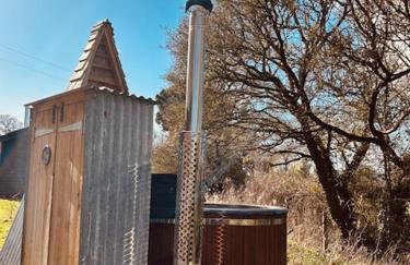 Aframe Tiny Home SILVA with private hot tub - Foto 4