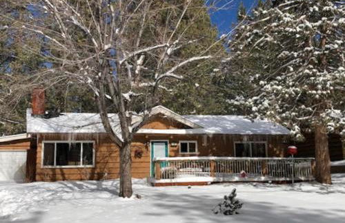 Catalina Retreat -Cozy mountain home in a tree filled neighborhood, plenty of games and a hot tub! - Foto 48