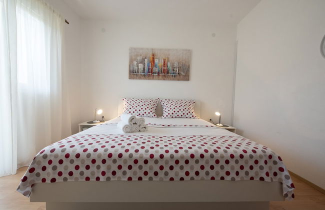 Spacious Apartment w. Balcony, big Garden & Grill - Foto 2