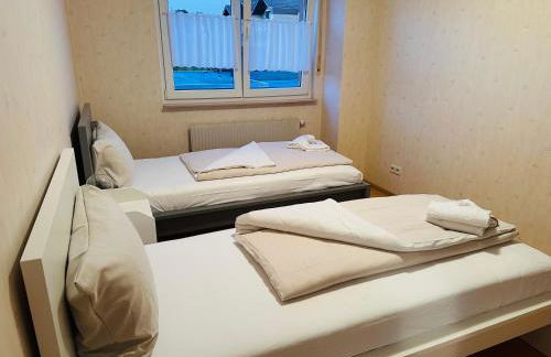 Be like your home! Familienhaus mit Garten & Netflix, Phantasialand nah - Foto 32