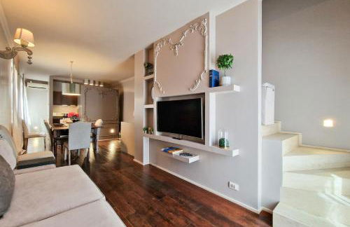 Luxury in the Center by Host Hero - Foto 17