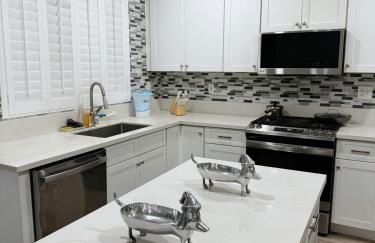 3000sqft Modern Minimal 5BR3BA Home Near ONT - Foto 31