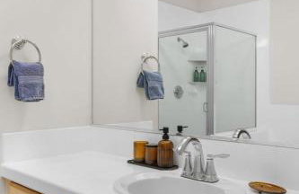 The Nautilus Waterfront Retreat Marina View, Pool Sauna Gym Jacuzzi - Foto 21