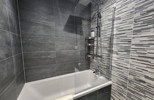 Paradigm Court, Luxury 2-Bedroom Apartment F3, Oxford - Foto 15