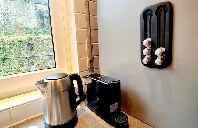 New Large 2 bedrooms with Parking - Foto 14