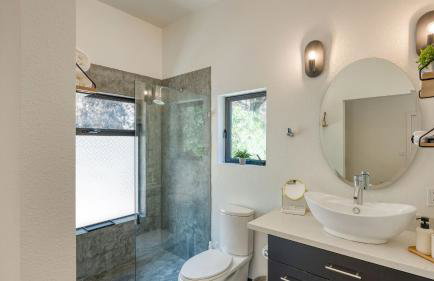 Mill Creek by Avantstay Modern Design, Patio, Hot Tub - Foto 40