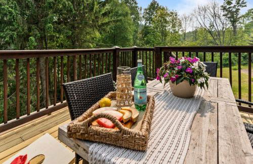 Gorgeous 5 Bdr with Hot Tub - Walk to Holi-Mont! - Foto 34