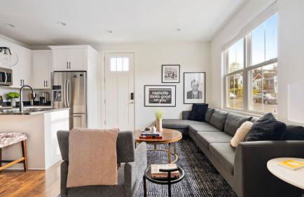 Hart Suite Buyout 1 by Avantstay Two Town House Buyout w/ Modern Amenities in Nashville! - Foto 8