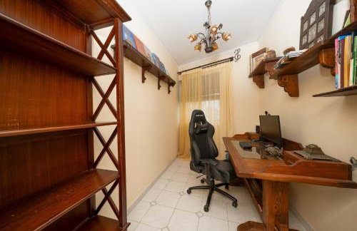 Vintage Place Near ATH Airport - Foto 10