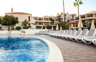 Spectacular Renovated Apartment, 5 min to Camison Beach, with AirCon - Photo 37