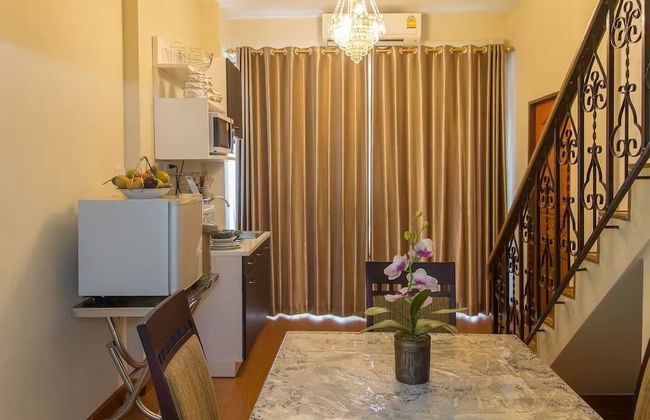 The Loft Living Space - Photo 43