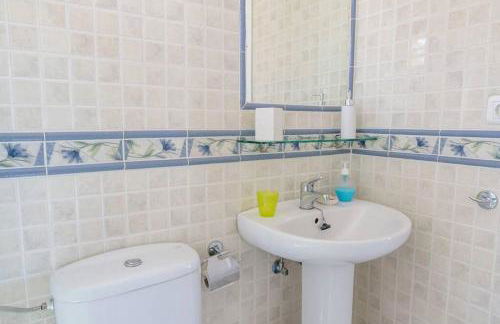 Casa Lilly-Rose, a beautiful 3 bedroom detached villa a short walk to the Villamartin Plaza & Golf course - Foto 34