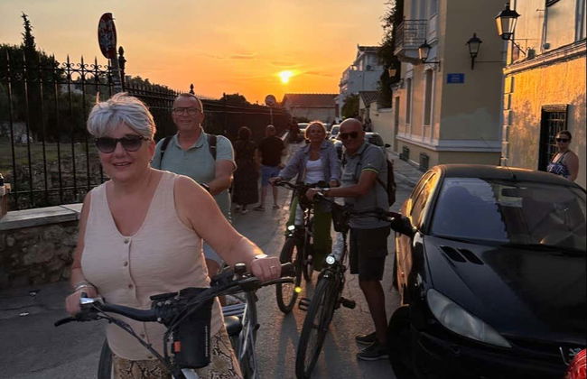 Tour en bicicleta eléctrica por Atenas - Foto 3