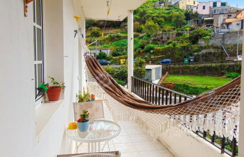 Charming house in Machico with mountain view and garden - Foto 1