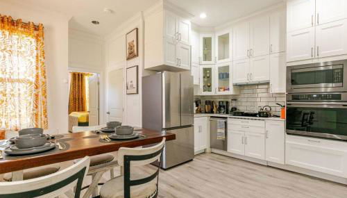 Golden Pearl with all you need within and around - Foto 1