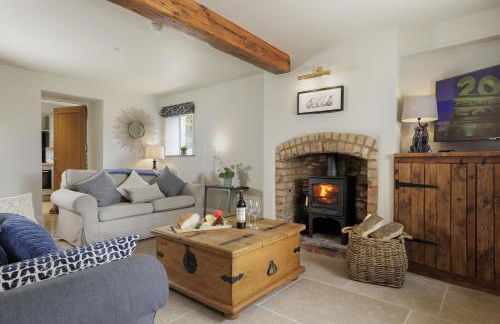 Longborough House - Photo 3