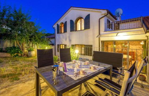 3 Bedroom Beautiful Home In Ruzici - Foto 26