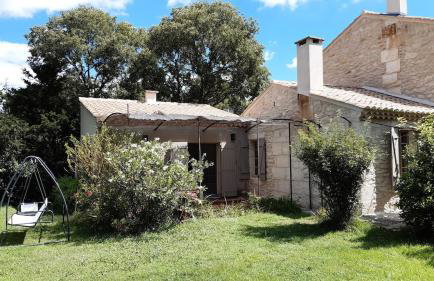 Le Mazet de la pointe dans les Alpilles avec piscine et jardin - Foto 33