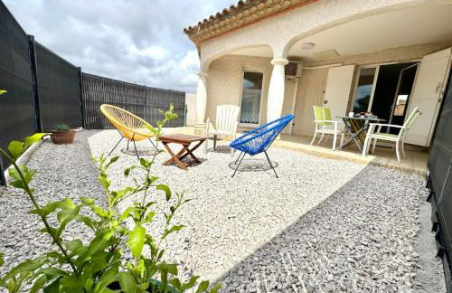 Gite en 3 épis de plain-pied, 2 chambres, climatisé, terrasse, jardinet et parking, très calme - Foto 1