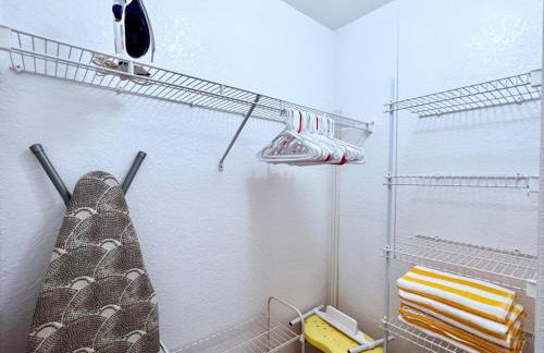 Lovely Family Townhome In Great Location-2200scd 4 Bedroom Townhouse by RedAwning - Foto 22