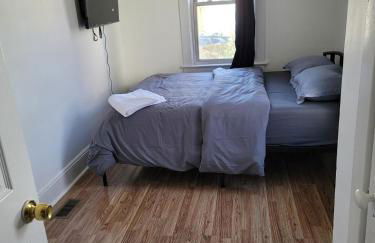 Two-Bedroom Home 25 min to NYC Free parking-UNIT-1 - Foto 22