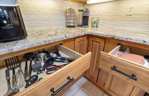 Beautiful 3 bed 2 bath home near Crystal Bridges - Foto 31