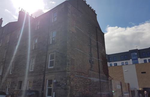 Modern Broughton Apartment - Walk to City Centre and St James Quarter - Foto 49