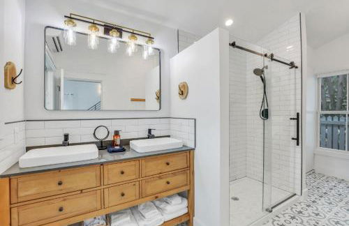 The Workshop - Photo 24