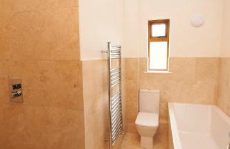 character filled barn renovation - Foto 23