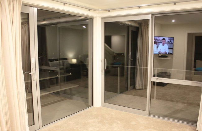 Remarkable Lake View Townhouse Queenstown Hill - Foto 44