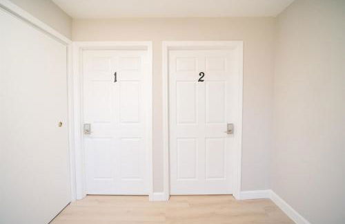 Spacious 5BR 2BA Free Parking Minutes to DC with Foosball - Photo 15