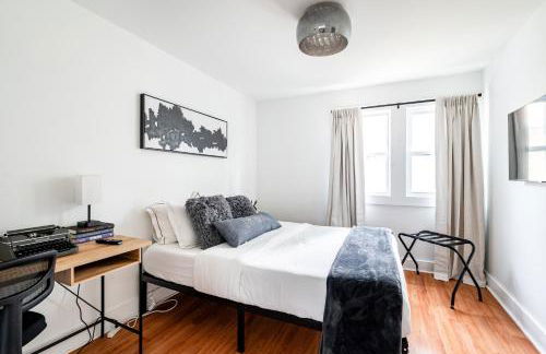 East Side Spa Retreat Near Lake - Foto 24