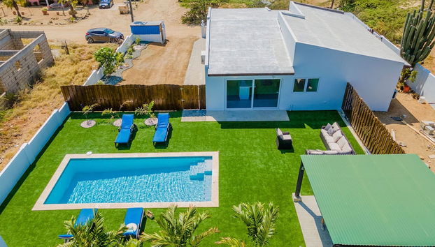 2BR Countryside Home w Sea Views Private Pool - Foto 3, Habitación