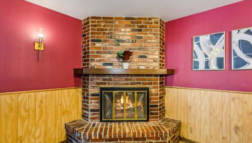 HotTub, Cinema & Games in a Quiet Neighborhood - Foto 4