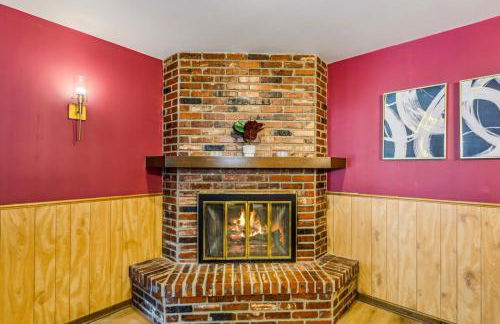 HotTub, Cinema & Games in a Quiet Neighborhood - Foto 4