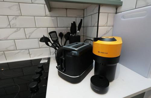 The Cosy Corner – Modern 2-Bed - Photo 12