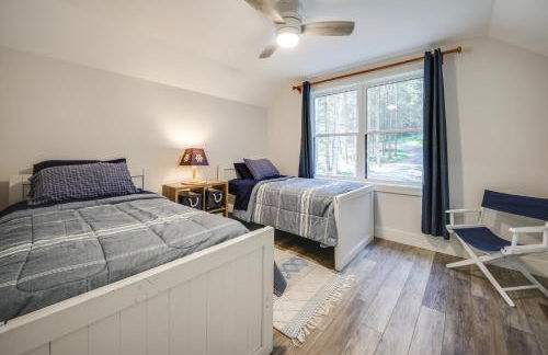 Waterfront Home with Kayaks, Trails and Petting Zoo! - Photo 14