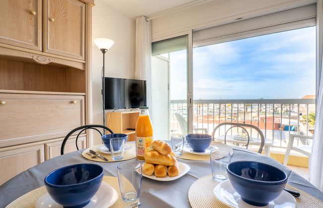 Port Astoria - Foto 1