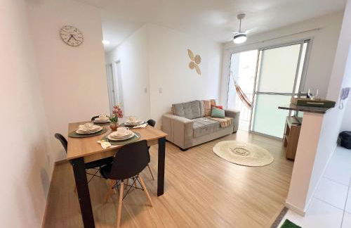 Aconchego proximo Praia e Aeroporto com ar by Apê - Foto 1