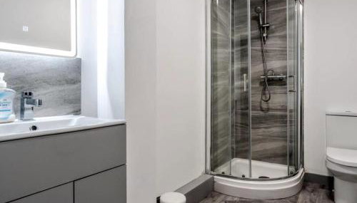 Two Bedroom by Brookland Stays Serviced Accommodation Short Lets Leeds with Free WiFi - Foto 5