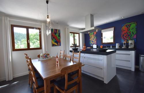 Villa With Heated Pool, Jacuzzi, Sports Field and Stunning Views - Foto 14