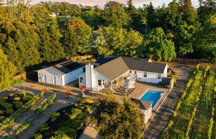 Chic Sonoma Oasis w Pool Bocce Hot Tub Minutes to Downtown - Foto 44