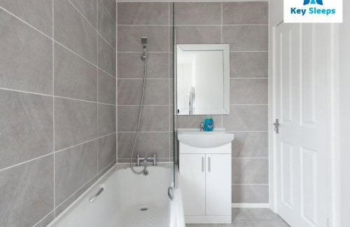 NEW Four Bedroom House By Keysleeps Short Lets Workington Contractor Leisure Beach Location Lake District - Foto 26