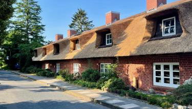 Reetdachhaus in Seenähe, Ruhige Lage, Kamin & Terrasse - Foto 2