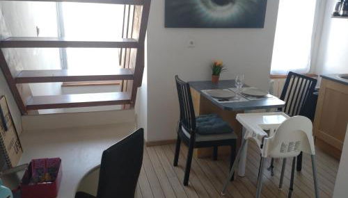 Quartier calme sur le port de plaisance et le GR34 - Foto 2