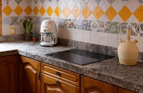 Villa en Valencia, piscina privada y metro 500m - Foto 23