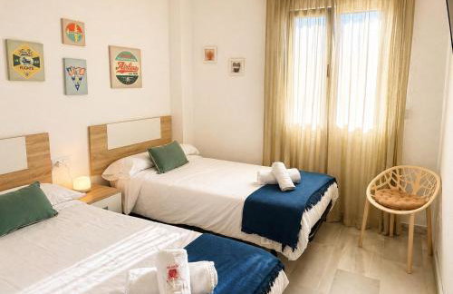 Laguna Beach Haven Torrox Costa 2 bedrooms, Beach, Swimming pools, WIFI - Foto 5
