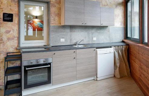 Gorgeous Apartment In Capezzano Monte - Foto 13